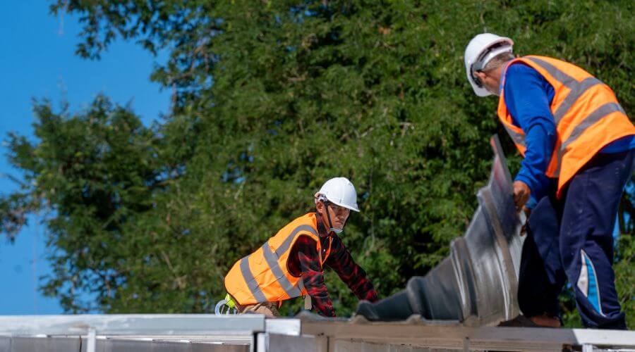 Professional gutter cleaning in Carmichaels, PA